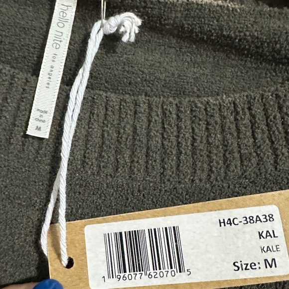 Hello Nite | Crew Neck Oversized Long Sleeve Soft Sweater - Picture 3 of 3